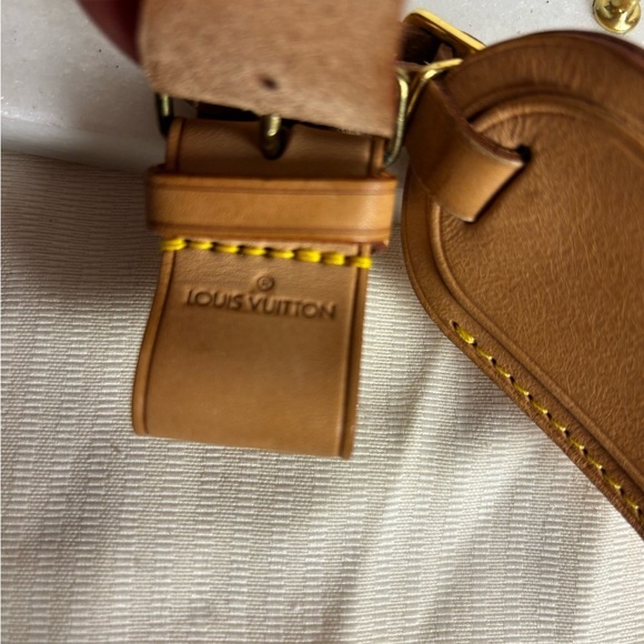 Louis Vuitton Tan Leather Luggage Tag - Picture 7 of 7